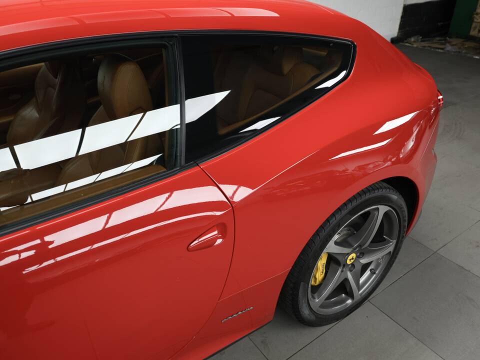 Immagine 29/50 di Ferrari FF (2011)