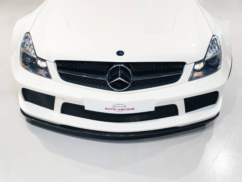 Afbeelding 21/47 van Mercedes-Benz SL 65 AMG Black Series (2010)