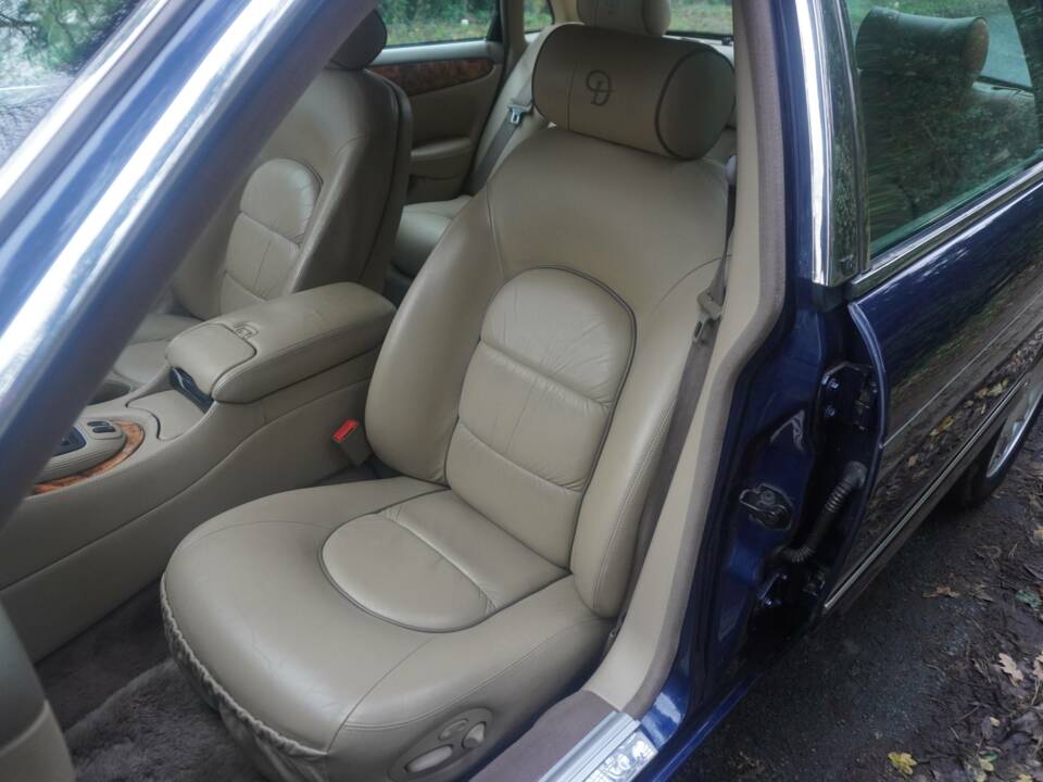 Bild 12/17 von Daimler Eight LWB (2000)