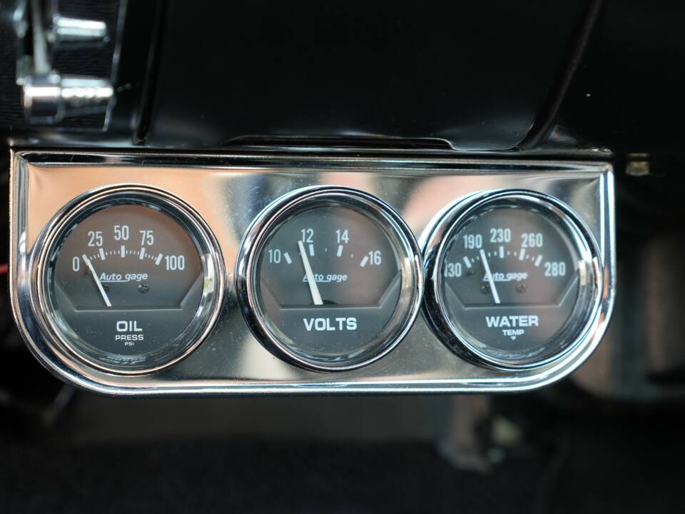 Image 42/50 of Ford Shelby GT 350 (1965)