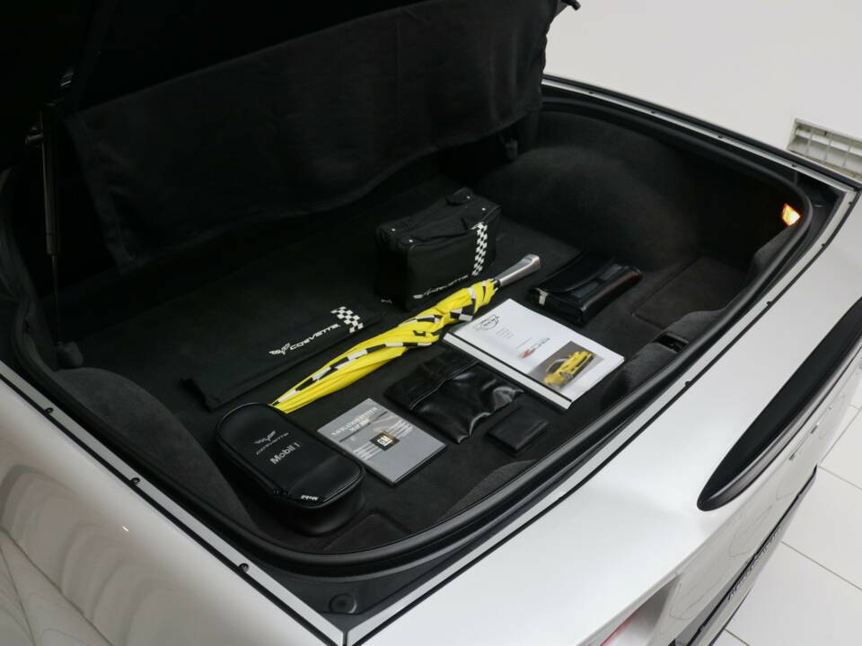 Bild 14/16 von Chevrolet Corvette Z06 (2007)