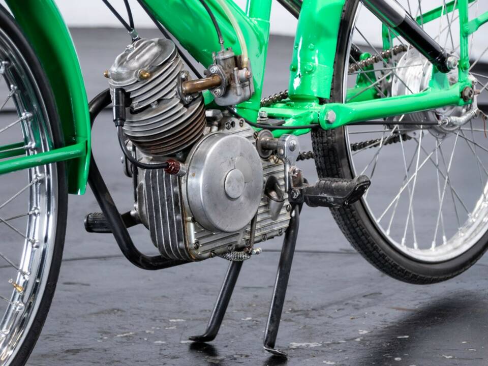 Image 41/44 de Ducati Cucciolo (1951)