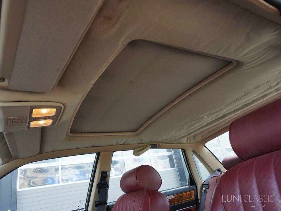 Image 48/61 de Jaguar Sovereign 3.6 (1987)