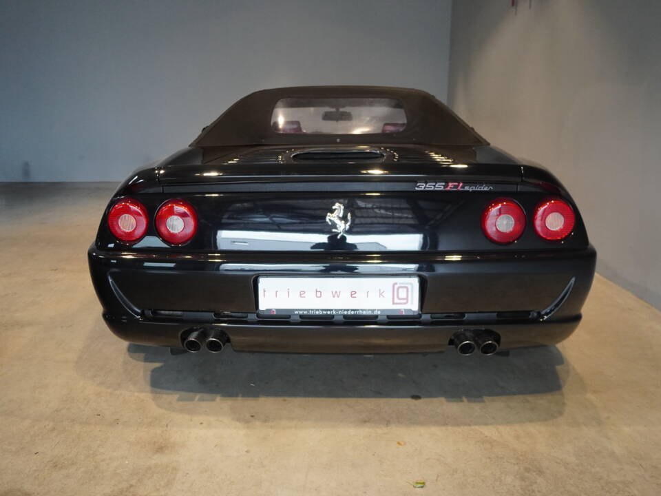 Bild 6/20 von Ferrari F 355 Spider (1998)
