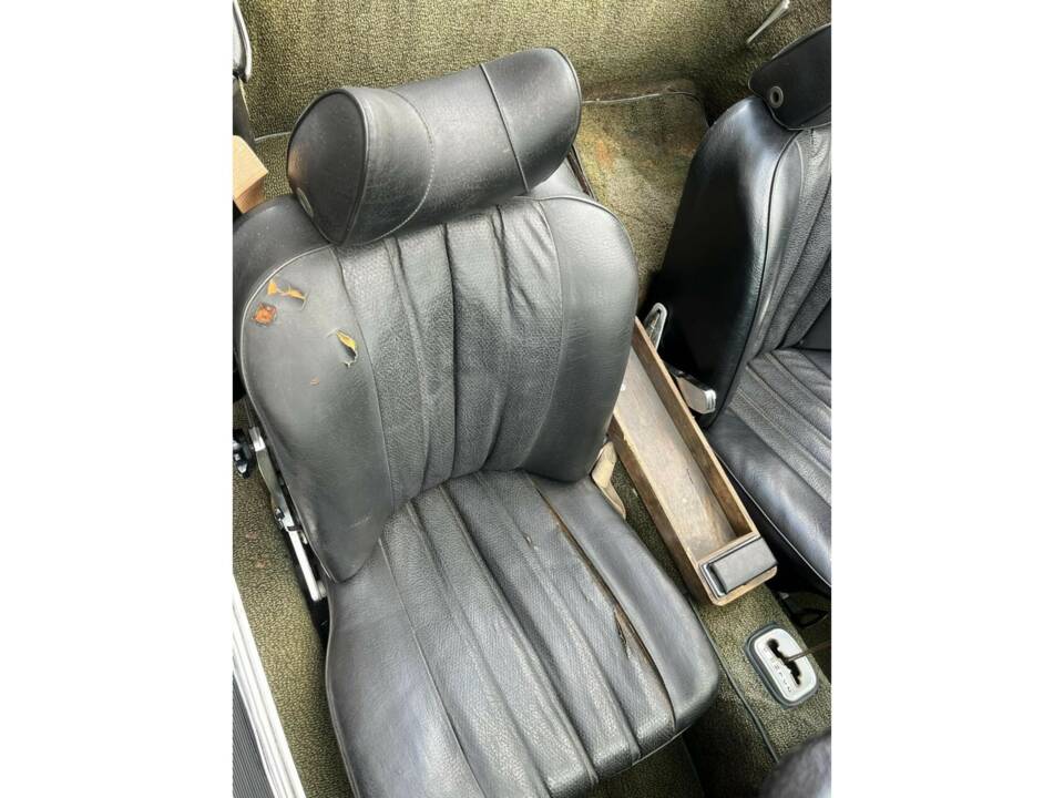 Image 45/50 of Mercedes-Benz 280 SL (1968)
