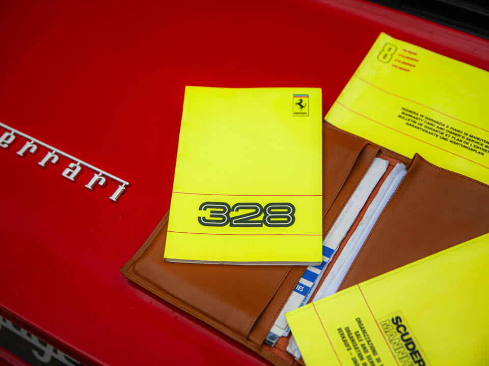 Image 91/95 of Ferrari 328 GTS (1988)