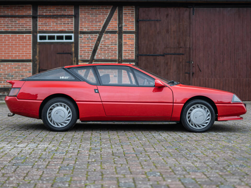 Image 12/42 of Alpine GT V6 (1986)