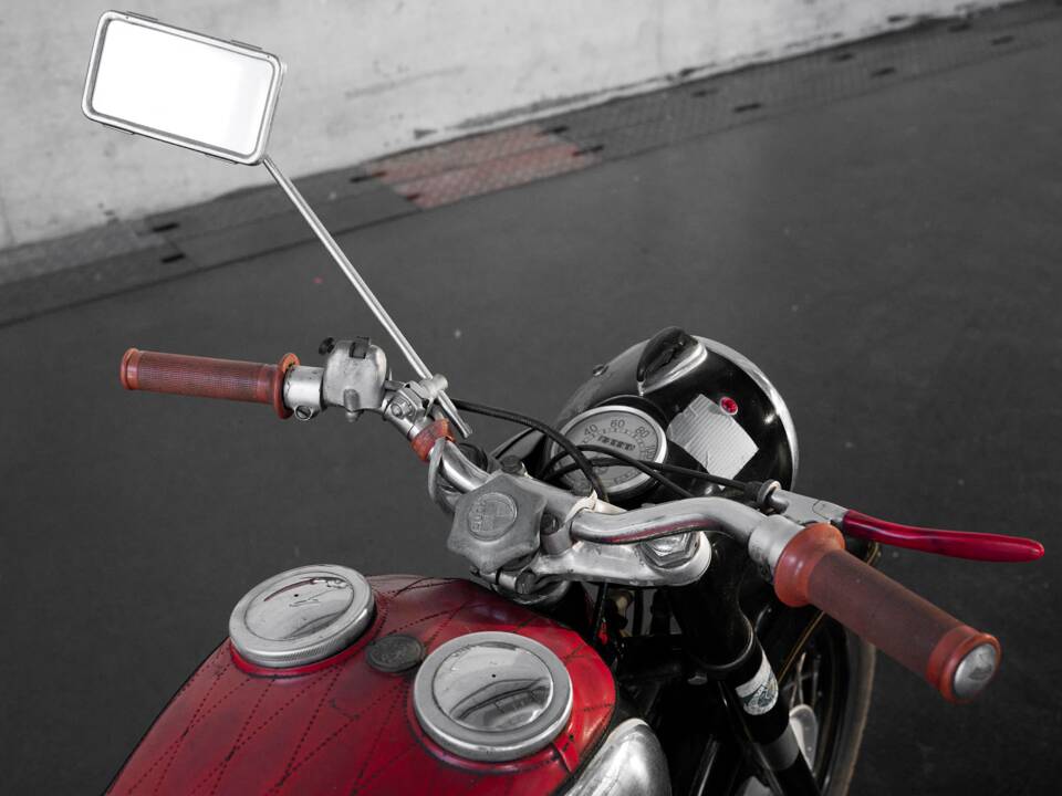 Image 10/14 of Puch 250 SG (1955)