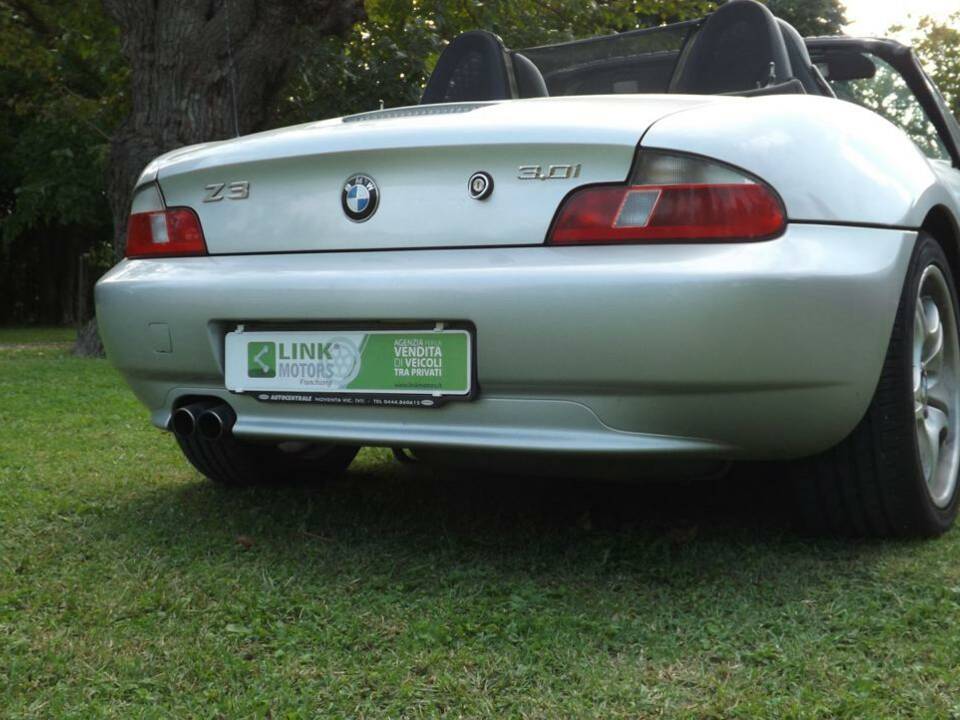 Bild 12/50 von BMW Z3 Cabriolet 3.0 (2000)