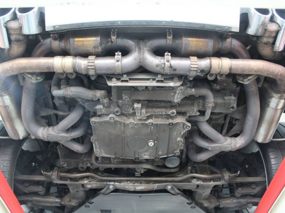 Image 27/50 of Porsche 911 Carrera S (2004)