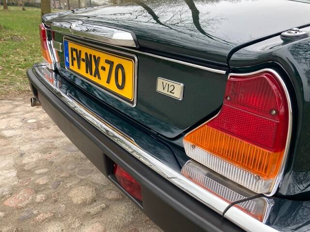 Bild 36/40 von Jaguar XJ 12 (1992)