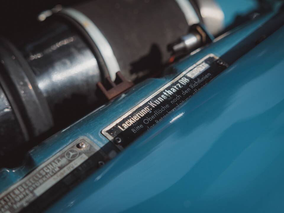 Image 41/50 of Mercedes-Benz 220 a (1956)