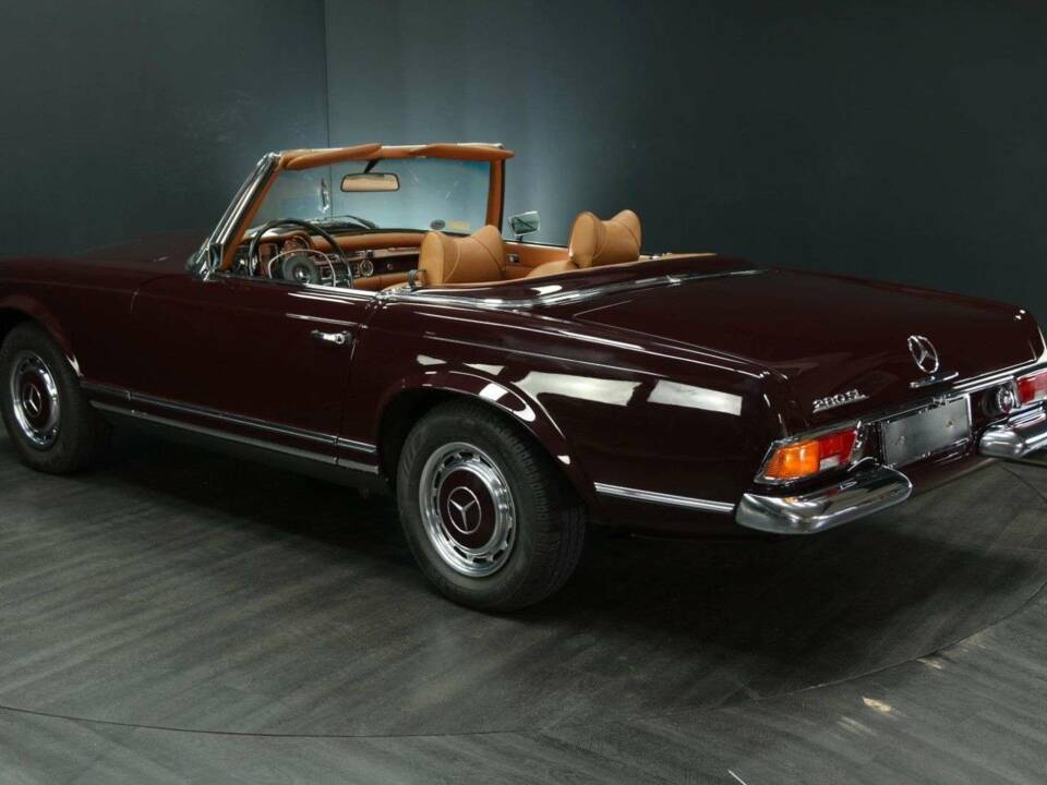 Bild 4/50 von Mercedes-Benz 280 SL (1971)