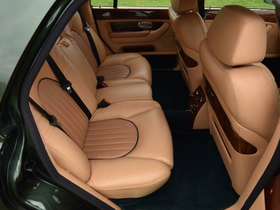 Immagine 45/50 di Bentley Arnage Green Label (1998)
