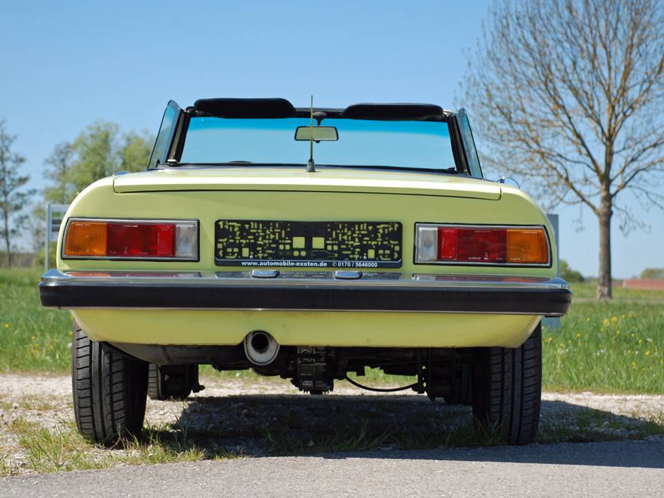 Image 8/24 of Alfa Romeo 1600 Spider (1976)