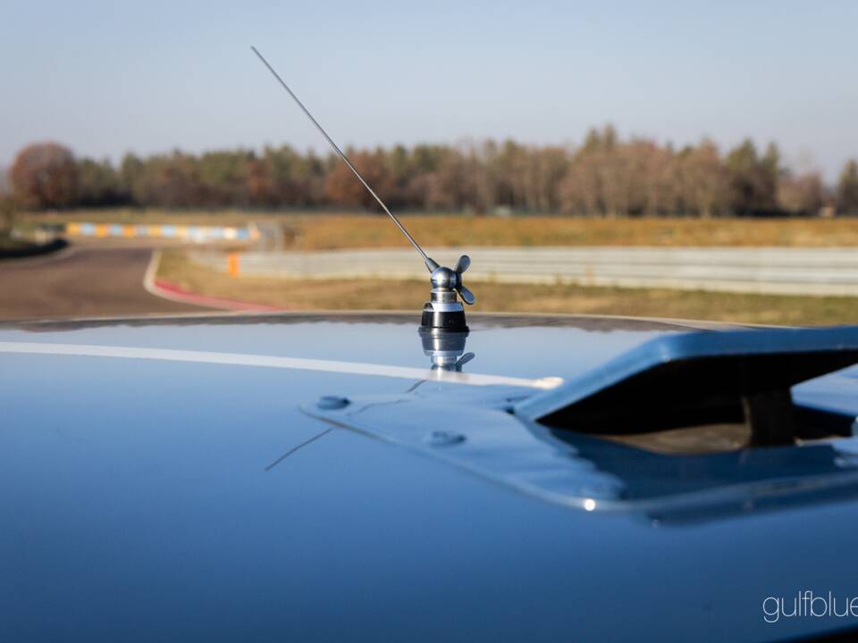 Image 41/44 of Alfa Romeo 75 3.0 V6 QV (1989)