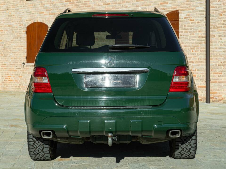 Image 8/50 of Mercedes-Benz ML 320 CDI (2006)