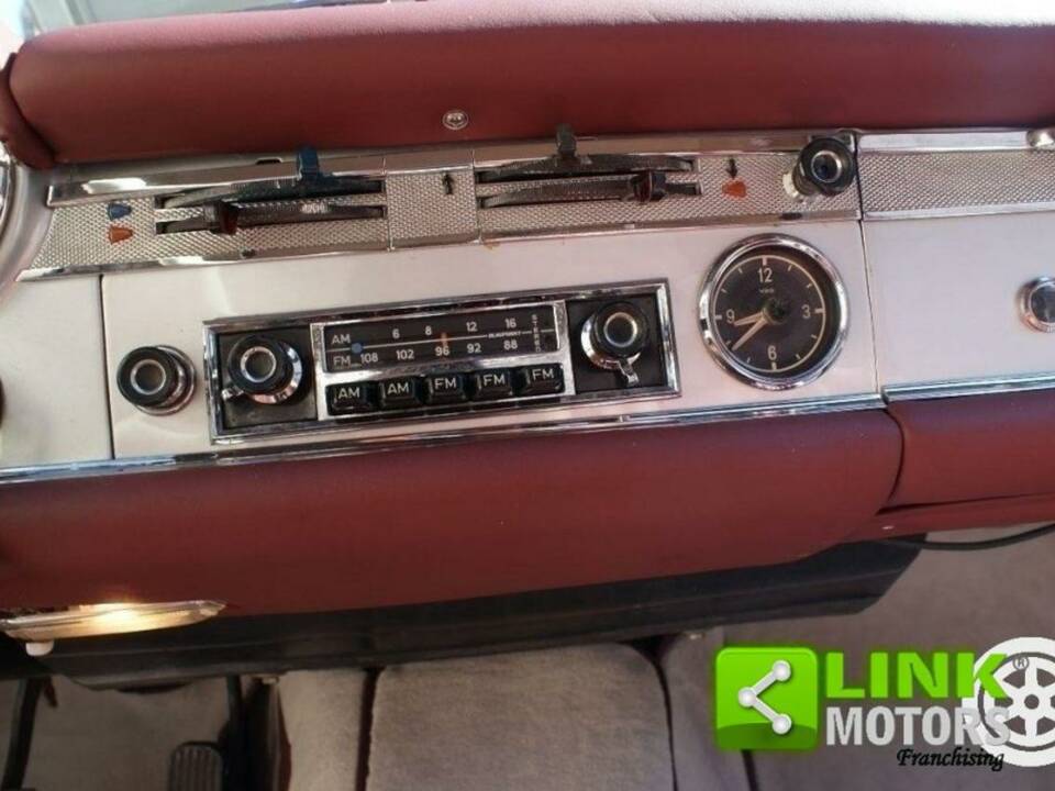 Afbeelding 12/50 van Mercedes-Benz 230 SL (1967)