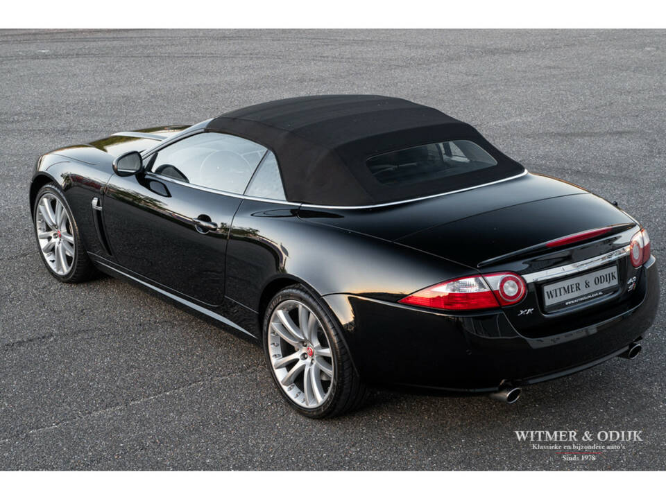 Image 26/37 of Jaguar XK 4.2 (2006)