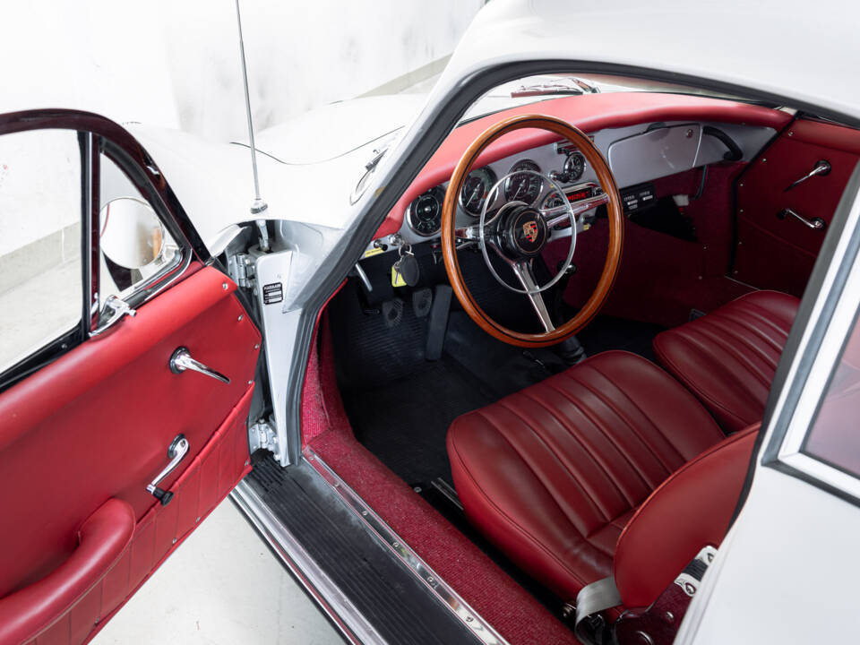 Image 7/41 of Porsche 356 C 1600 SC (1963)