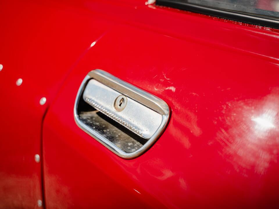 Imagen 35/81 de Alfa Romeo 1750 GT Veloce (1968)