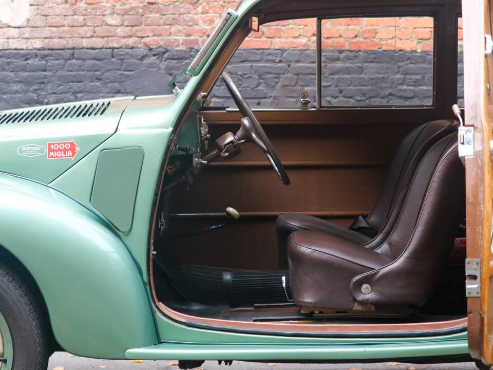 Image 17/51 de FIAT 500 C Giardiniera (1951)