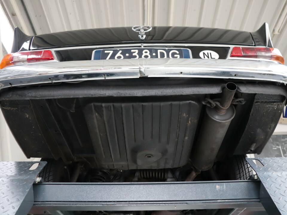 Afbeelding 38/50 van Mercedes-Benz 230 S (1967)