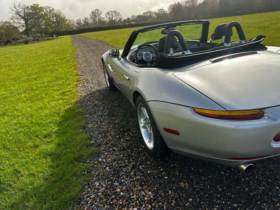 Imagen 22/61 de BMW Z8 (2000)