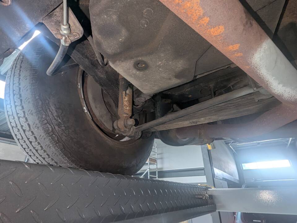 Image 46/50 of Chevrolet Corvette Stingray (1975)