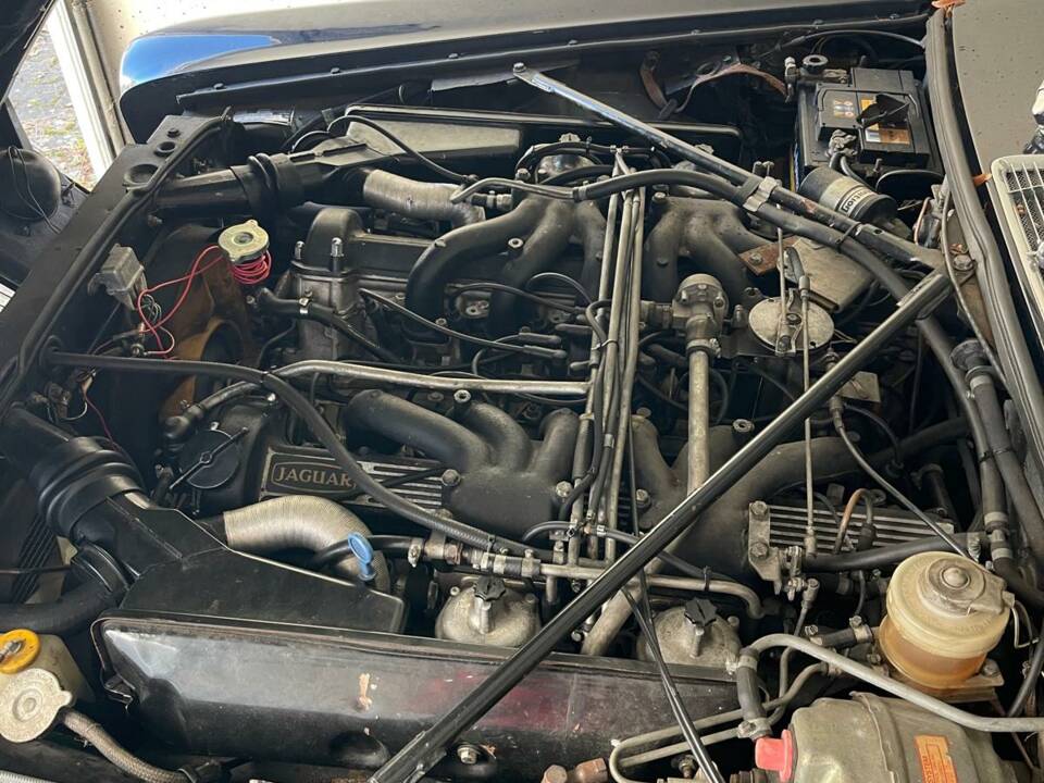 Afbeelding 9/9 van Jaguar XJ 12 (1972)