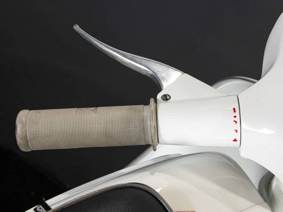 Immagine 39/50 di Piaggio Vespa 50 SS (1966)