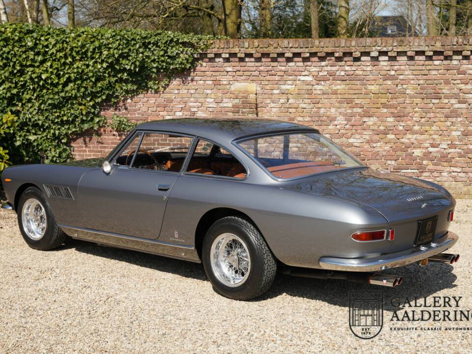 Imagen 14/50 de Ferrari 330 GT 2+2 (1965)