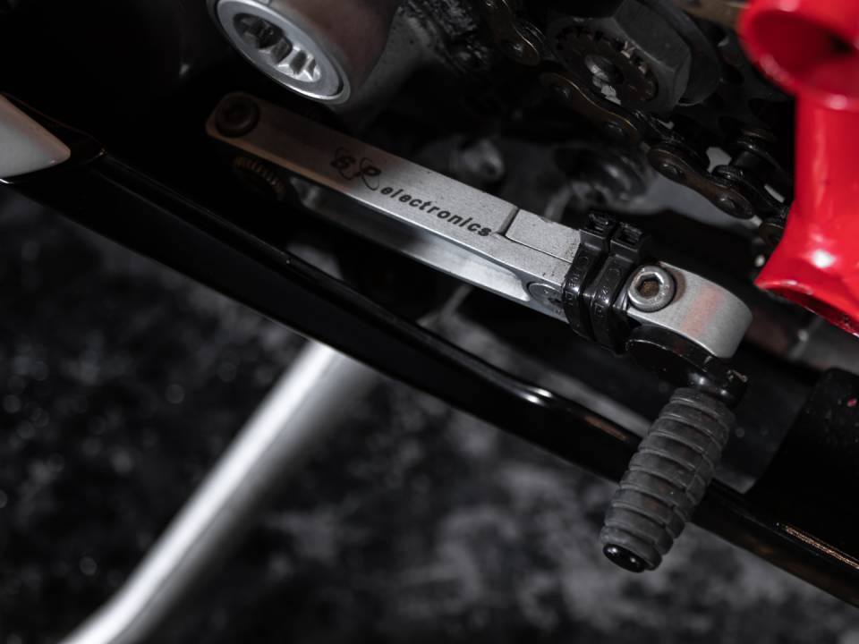 Image 15/21 of Ducati DUMMY (2007)