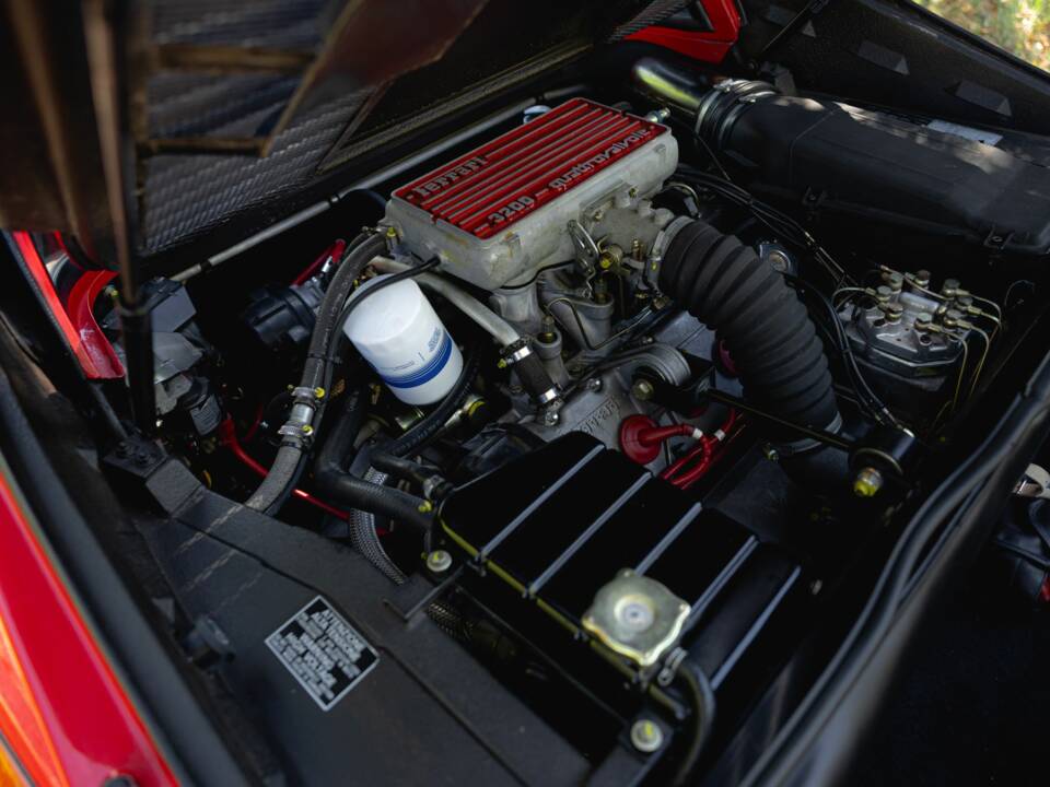 Image 48/60 of Ferrari 328 GTS (1986)