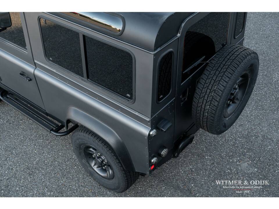 Image 9/27 of Land Rover Defender 90 (1996)