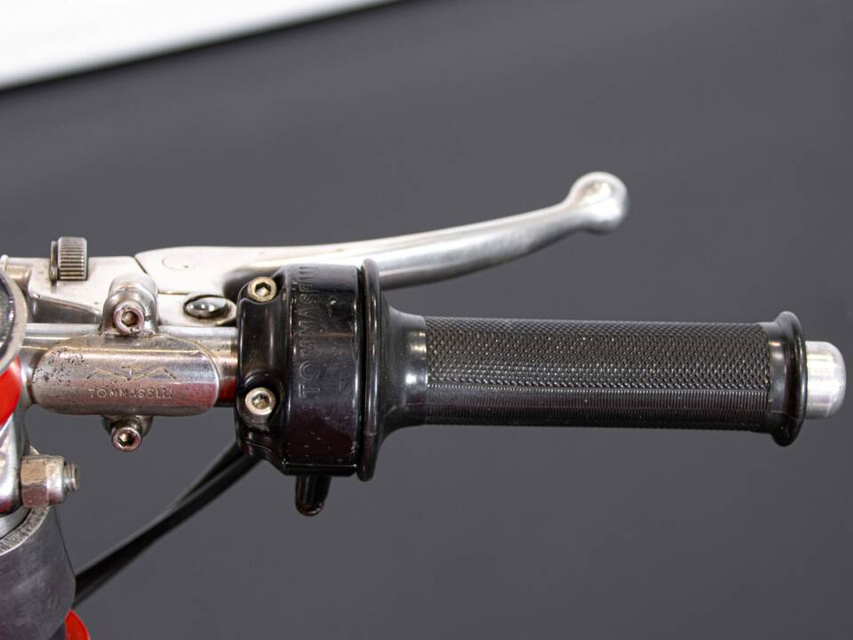 Image 49/50 of MV Agusta 350 S (1972)