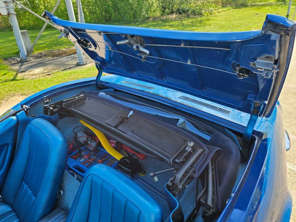 Bild 16/22 von Chevrolet Corvette Stingray (1968)