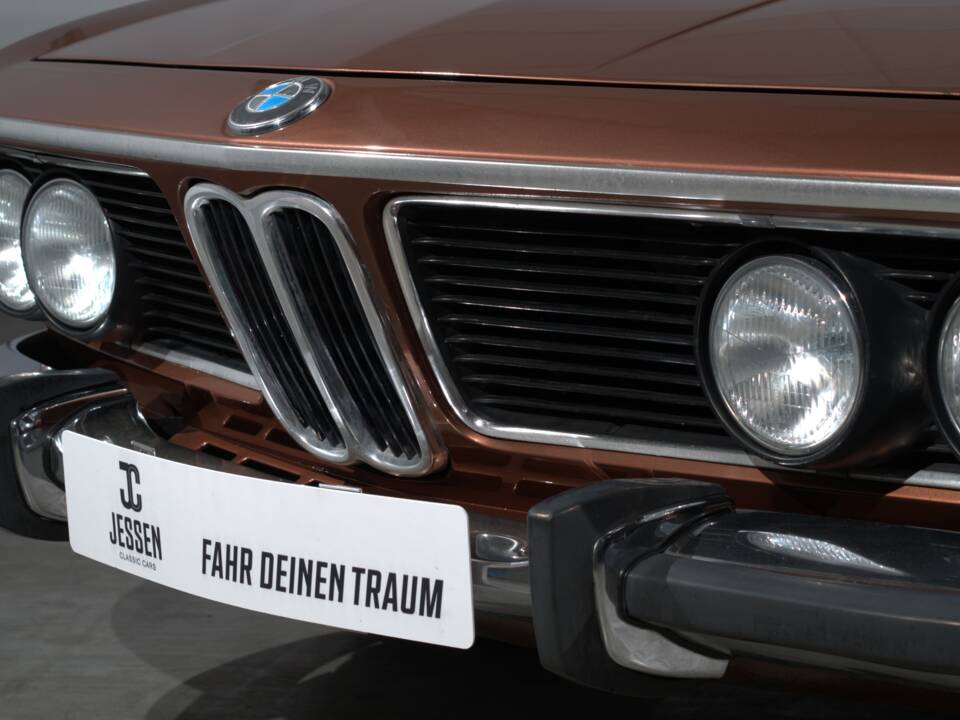 Image 10/41 of BMW 3.0 CS (1975)