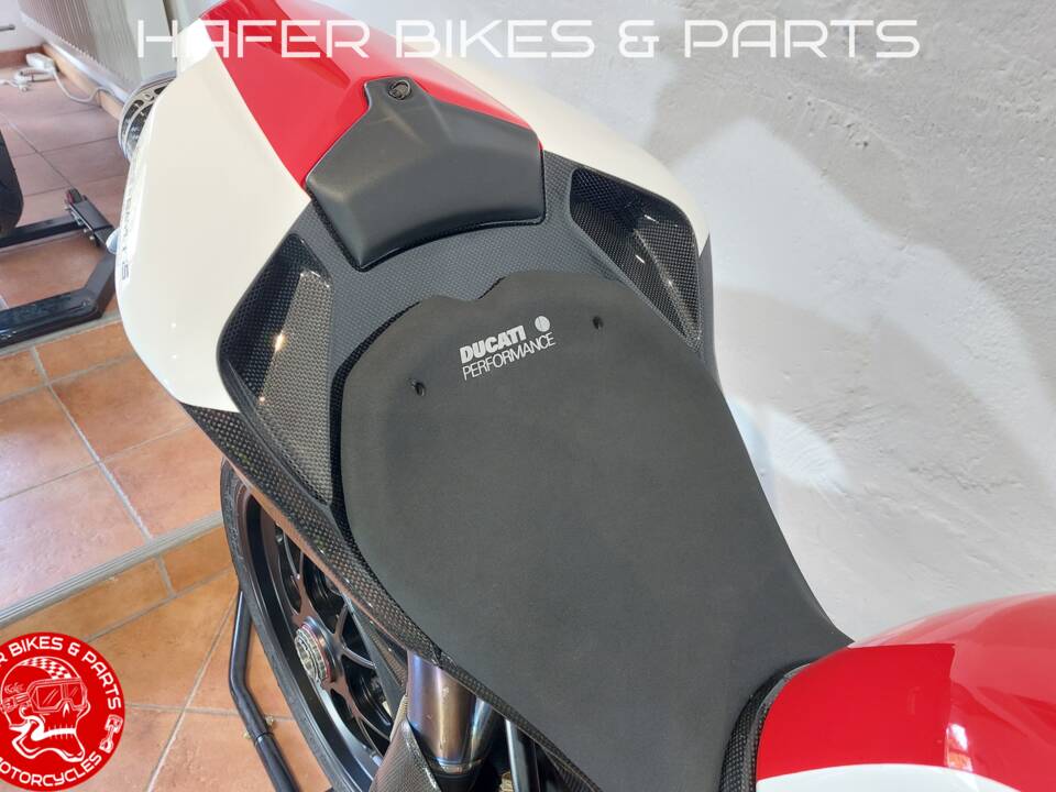Bild 34/56 von Ducati 1098 R (2009)