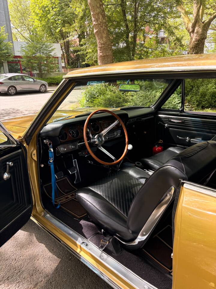 Obraz 28/33 pojazdu Pontiac GTO Tri-Power (1965)