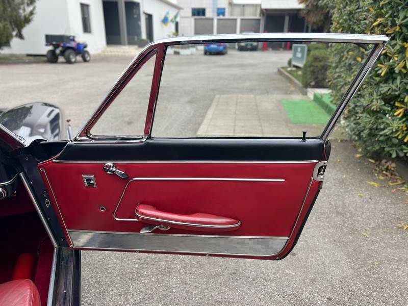 Bild 24/29 von Maserati 3500 GTI Sebring (1964)