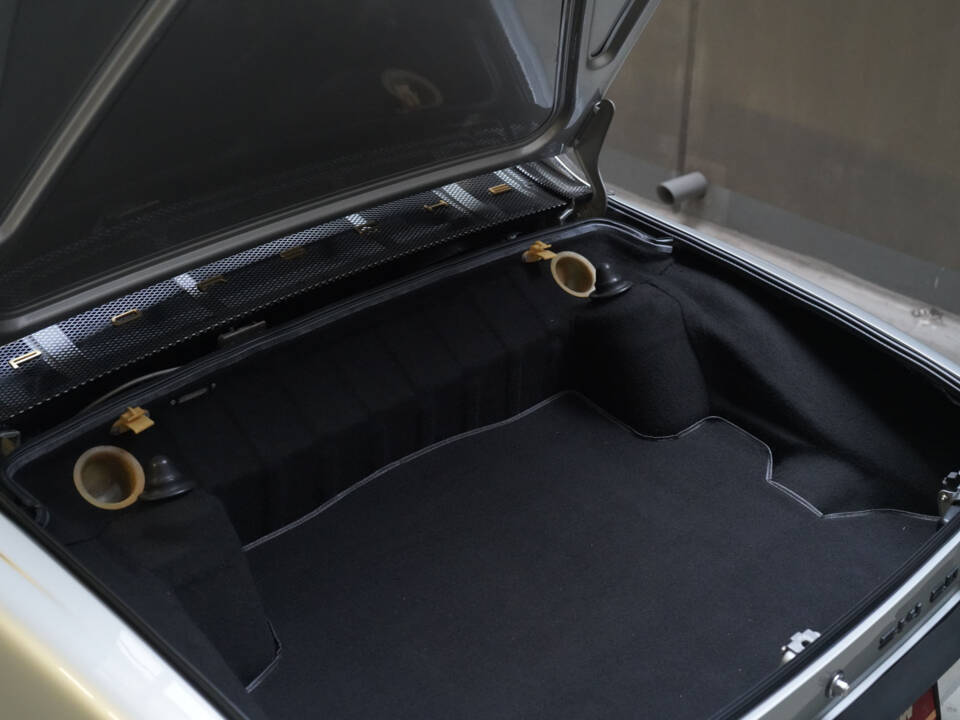 Image 84/99 de Porsche 914&#x2F;4 1.7 (1970)