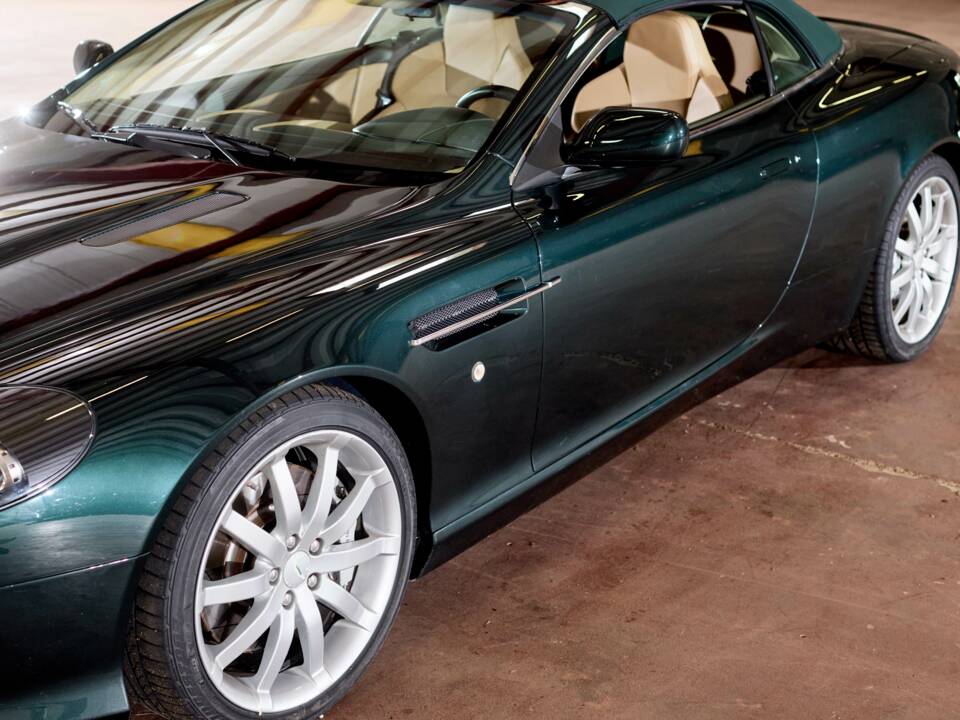 Bild 34/52 von Aston Martin DB 9 Volante (2006)