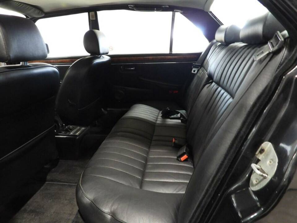 Bild 9/15 von Jaguar XJ6 3.2 (1984)
