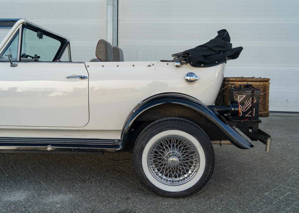 Bild 6/8 von Beauford Series 2 (1976)