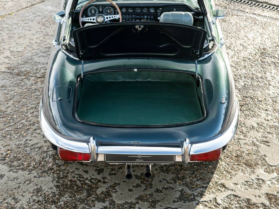 Afbeelding 31/34 van Jaguar E-Type (1971)