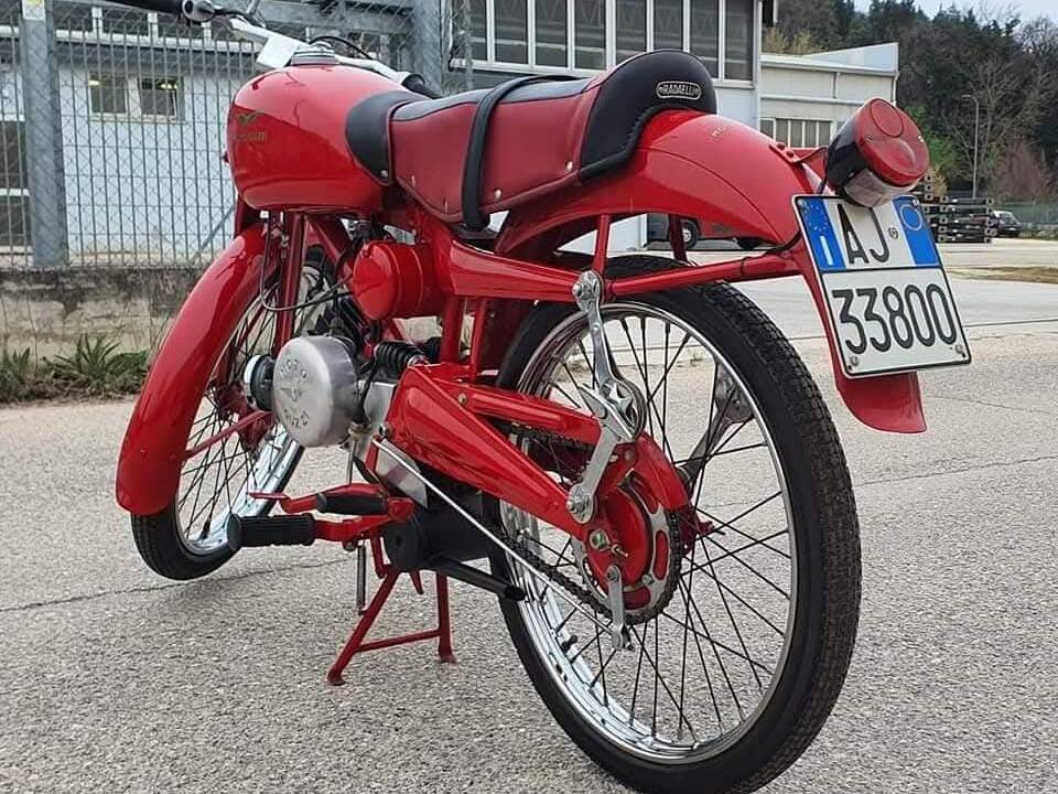 Image 18/22 of Moto Guzzi DUMMY (1960)