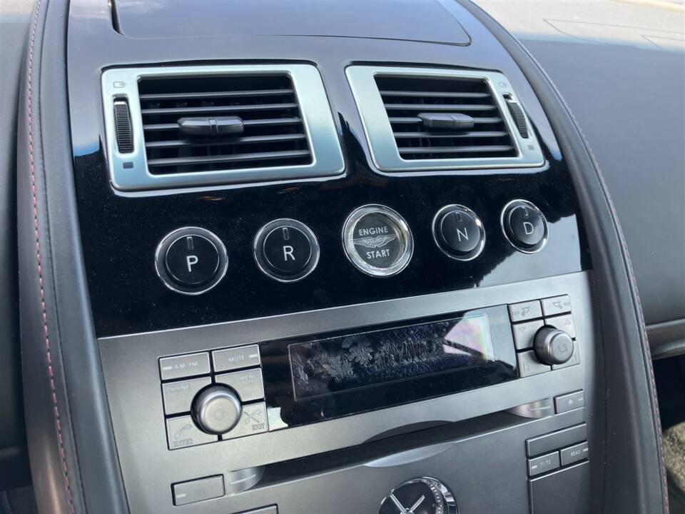 Bild 32/60 von Aston Martin DB 9 Volante (2007)