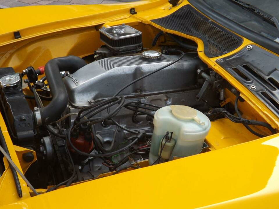 Bild 29/50 von Opel GT 1900 (1973)