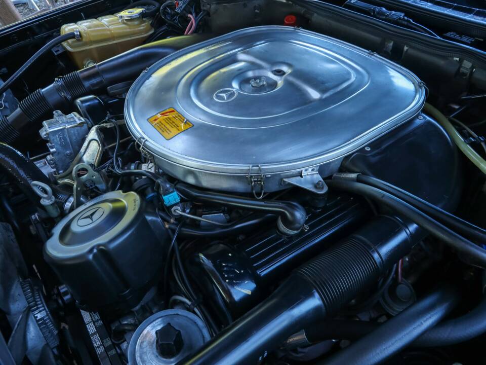 Bild 42/50 von Mercedes-Benz 560 SEC (1987)